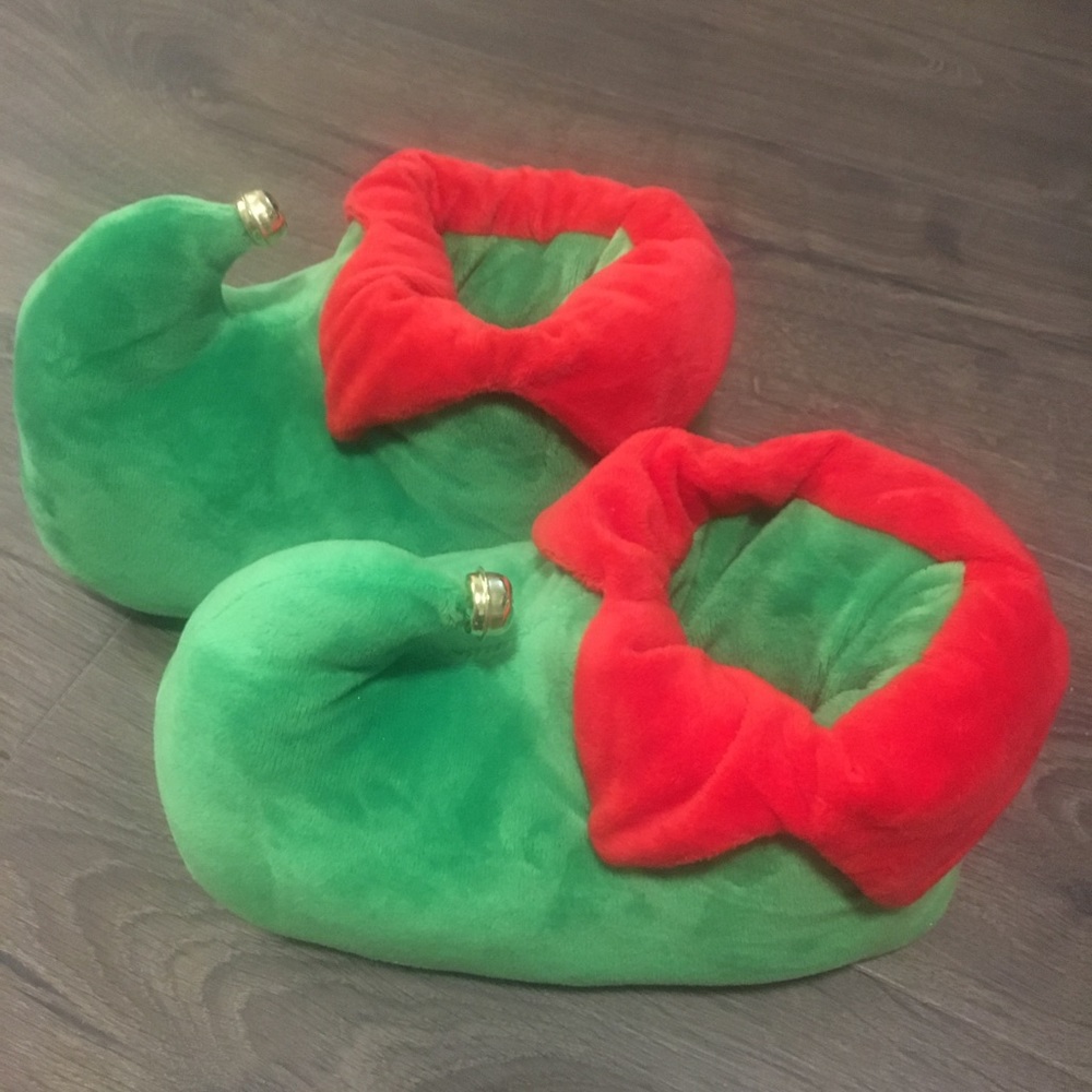 Elf plush slippers